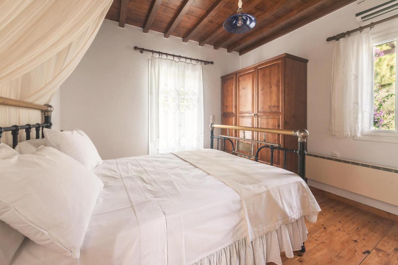 Romano Garden House - Land Tales Agios Romanos Ngoại thất bức ảnh